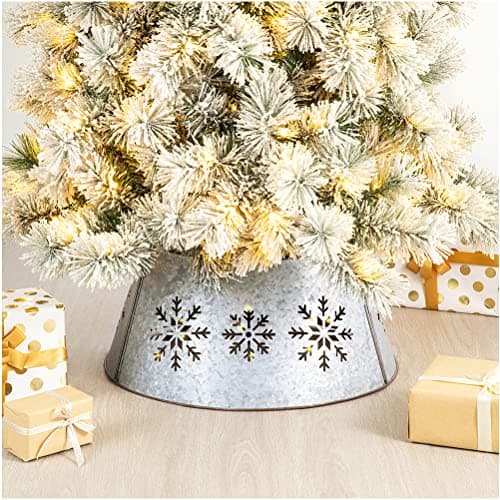 Cozy Christmas home decor with a warm holiday feel